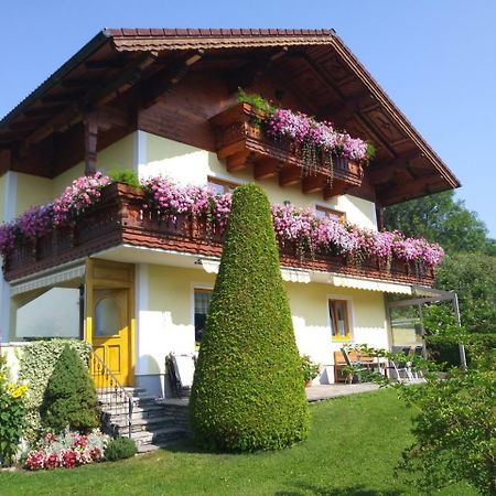 Privatzimmer Eva Leitgeb Bed and Breakfast Faistenau Exterior foto