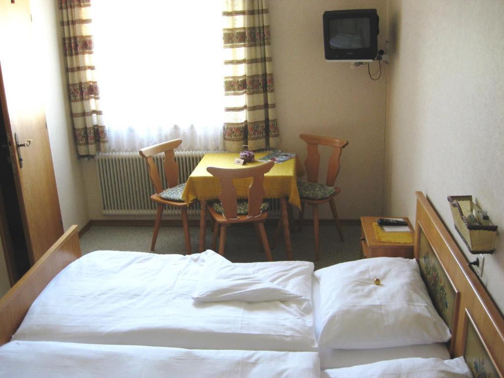 Privatzimmer Eva Leitgeb Bed and Breakfast Faistenau Exterior foto